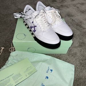 Off White low Vulcanized Canvas